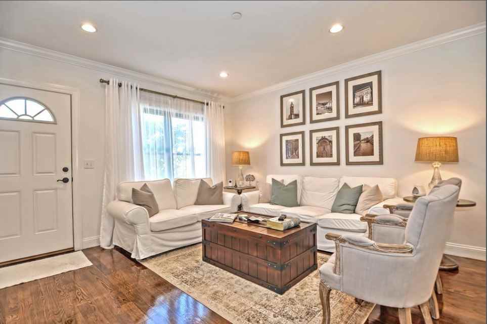 160 Green Street #3 - Photo 3 of 8