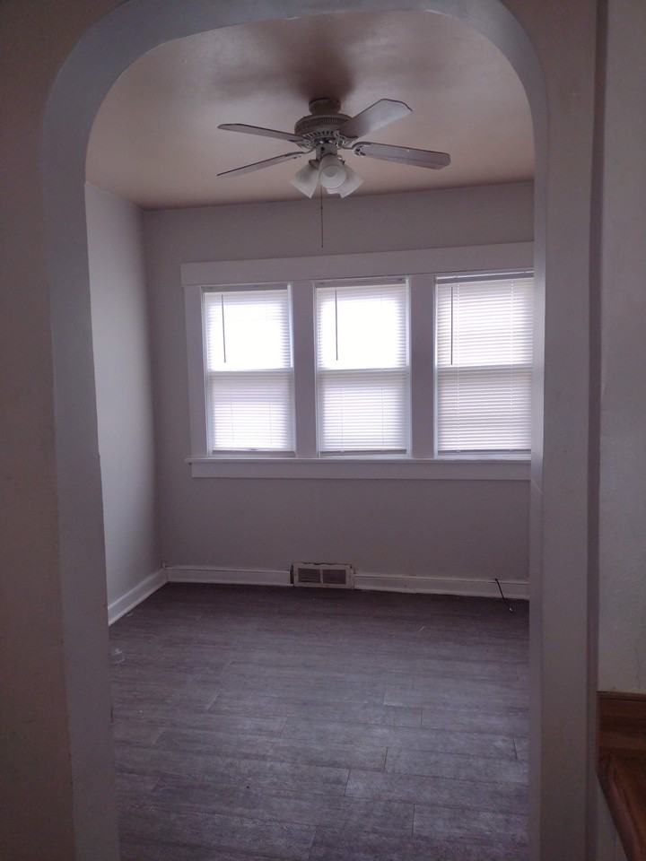 532 Western Ave #1 - Photo 3 of 9