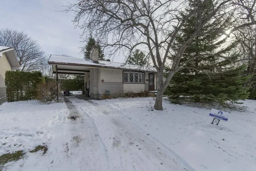 22 River Bend Drive - Photo 2 of 15