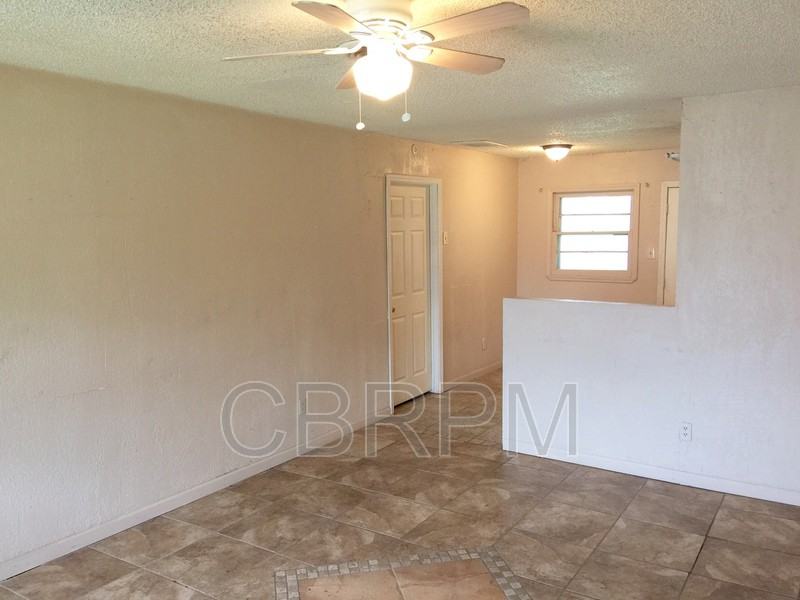 4940 8th Street - Photo 2 of 12