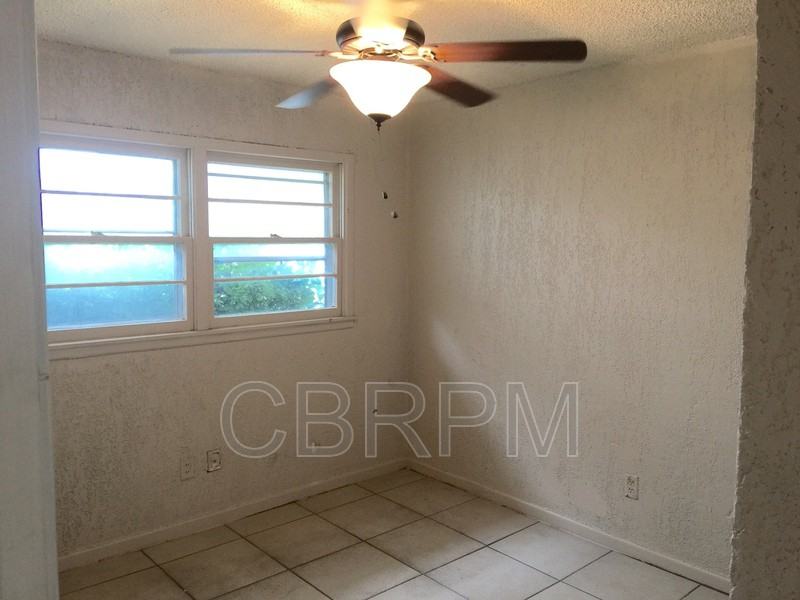 4940 8th Street - Photo 7 of 12