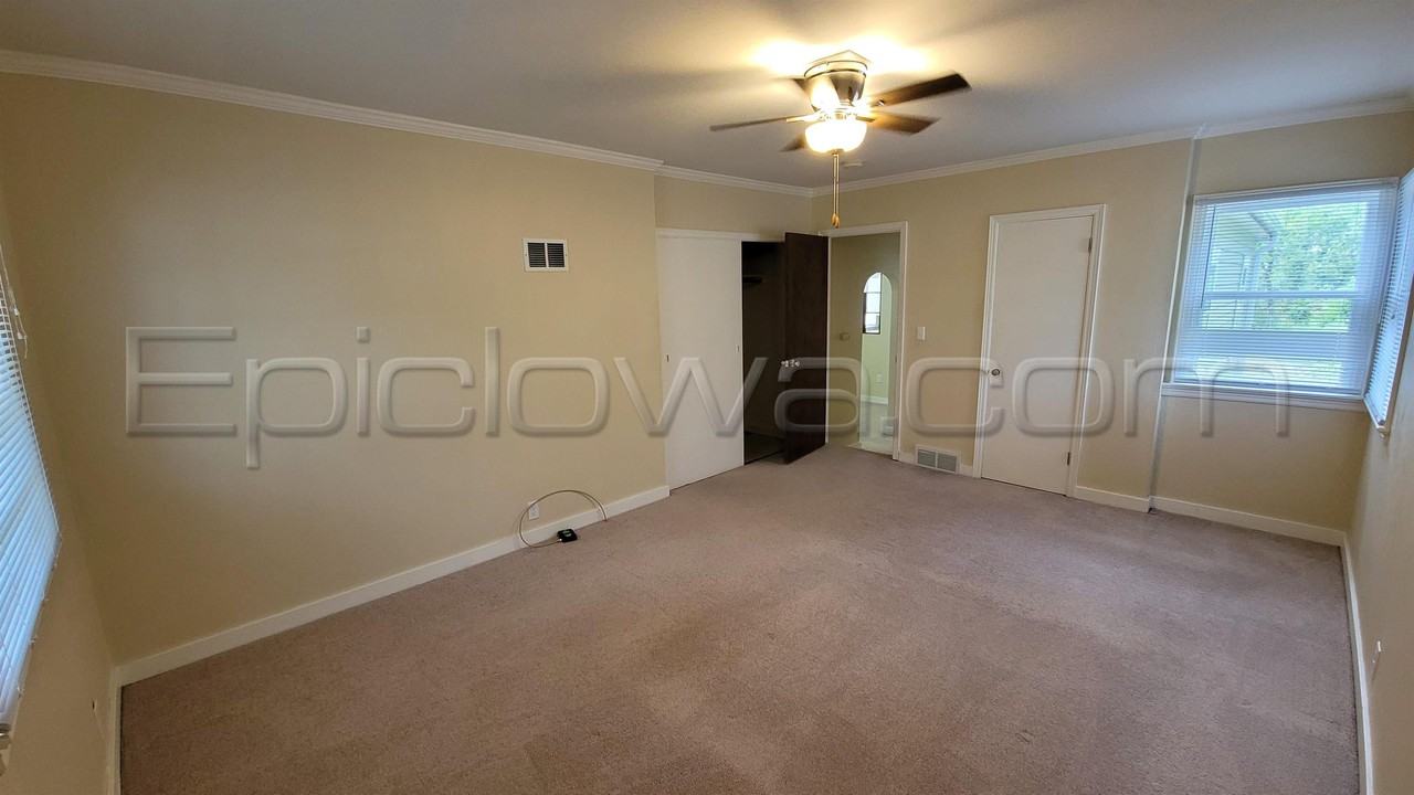 3601 Center Point Rd Ne #1 - Photo 5 of 12