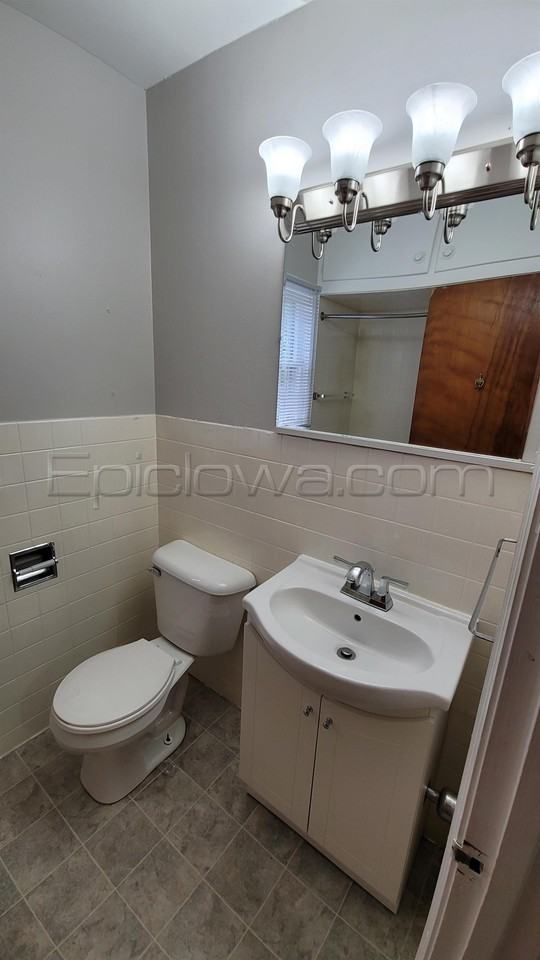 3601 Center Point Rd Ne #1 - Photo 7 of 12