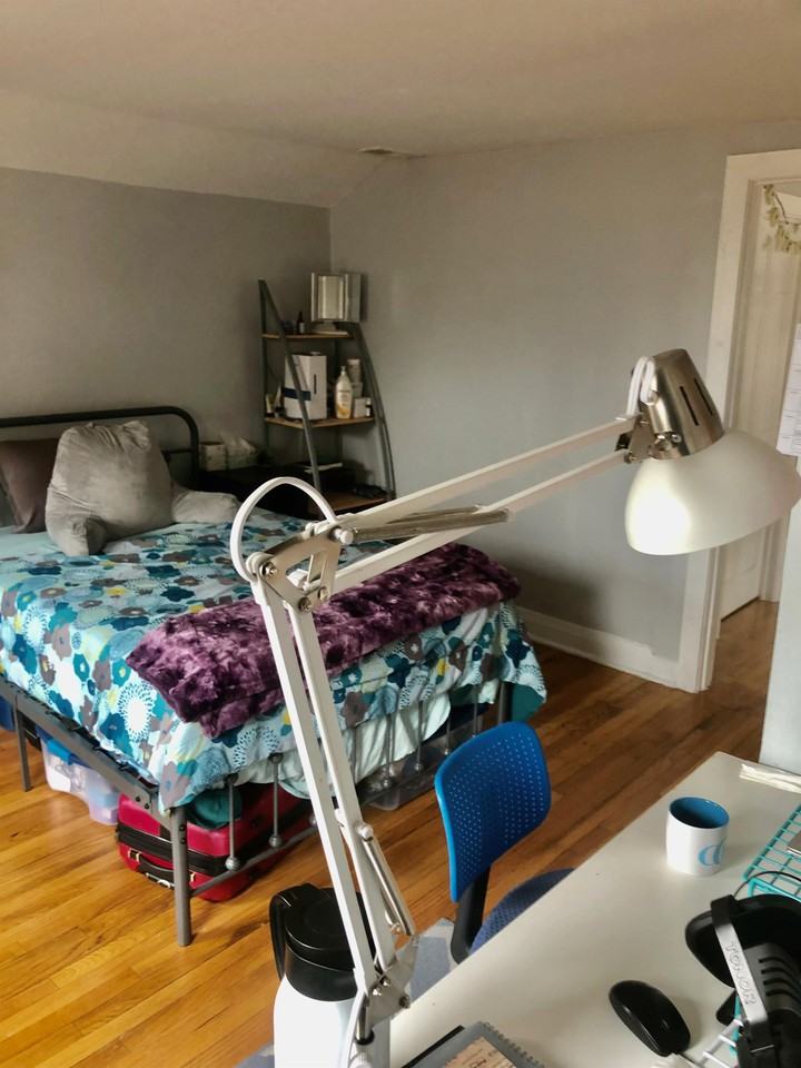 1830 W 17th Street - Coach 2 - Photo 6 of 11