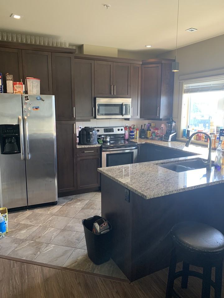 982 McKenzie Avenue #401 - Photo 3 of 12