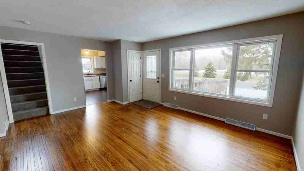 11365 Stinson Ave - Photo 3 of 42