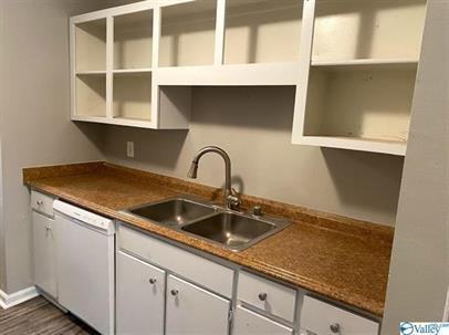 2018 Hobbs Rd Se #15084406 - Photo 3 of 14