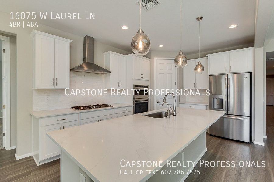 16075 W Laurel Ln - Photo 2 of 49