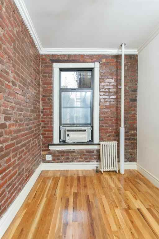 E 13th St #4B - Photo 3 of 6