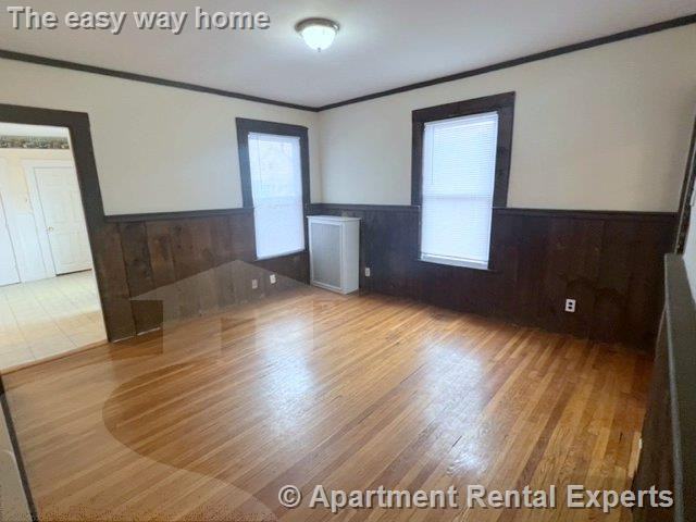 543 Broadway #2 - Photo 4 of 11