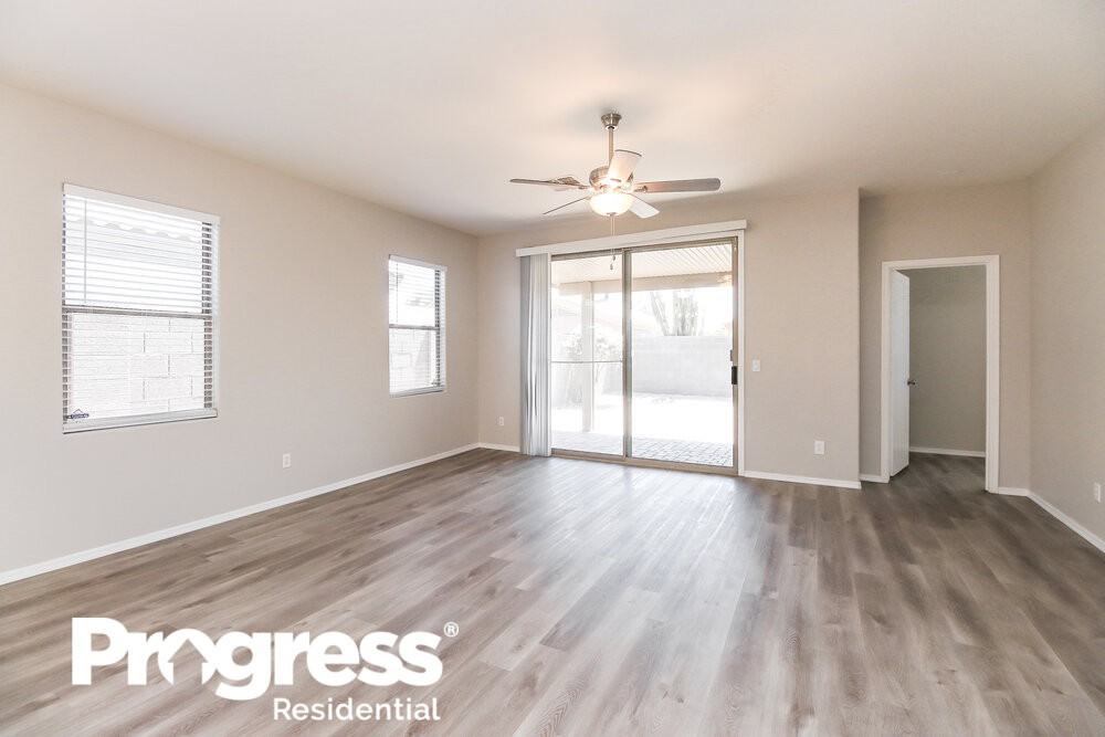 10515 E Flower Ave - Photo 3 of 16