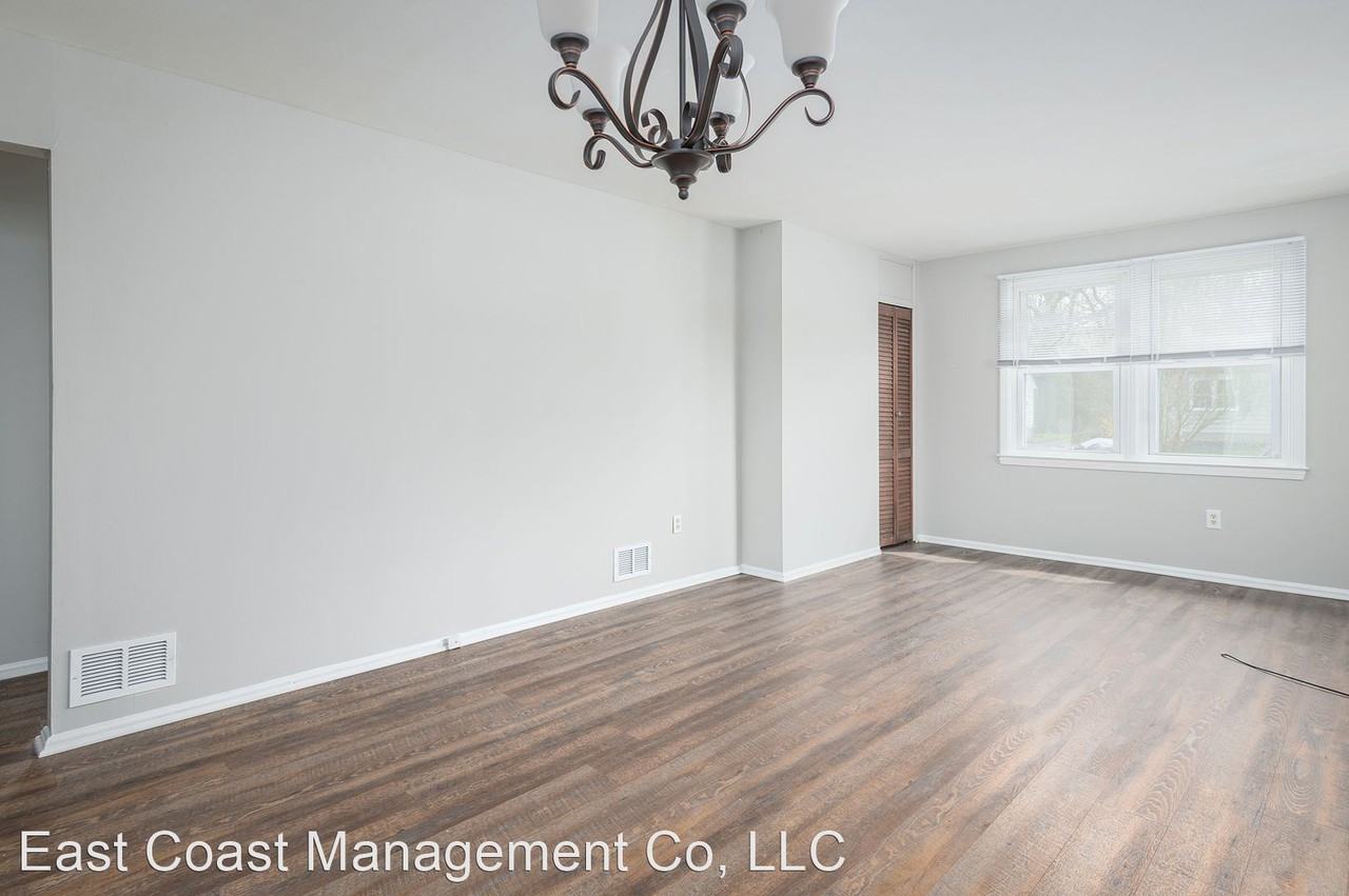 920 Homberg Ave - Photo 3 of 26