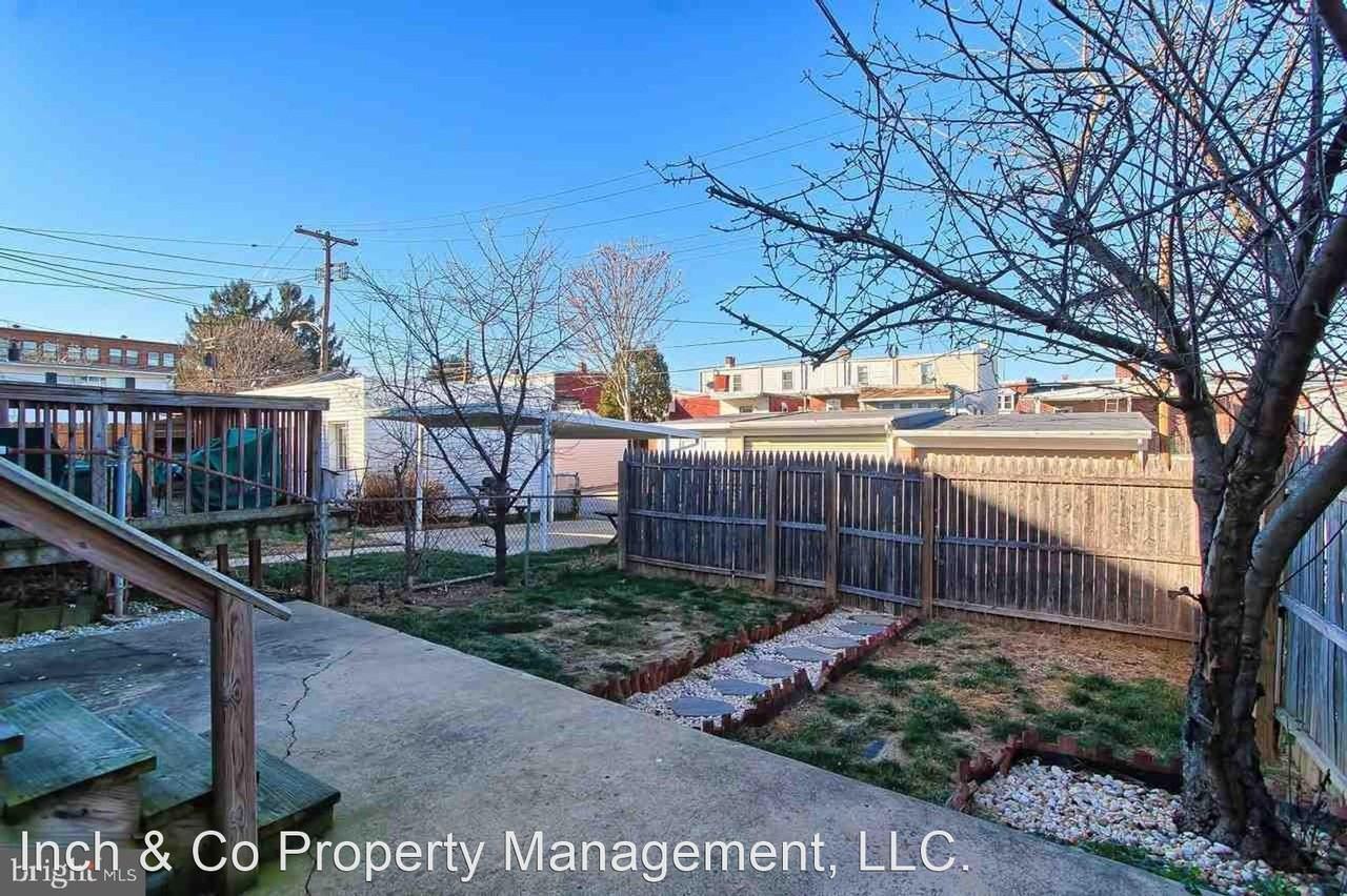 1121 W Princess St - Photo 3 of 24