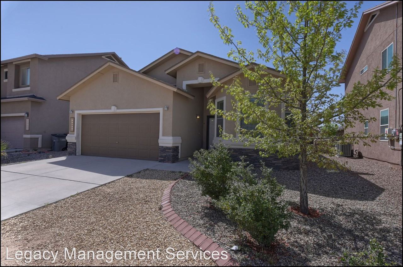 14676 Oldenberg Ct - Photo 3 of 45