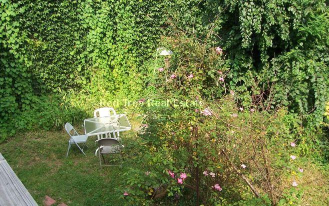 686 Parker St #1 - Photo 4 of 5