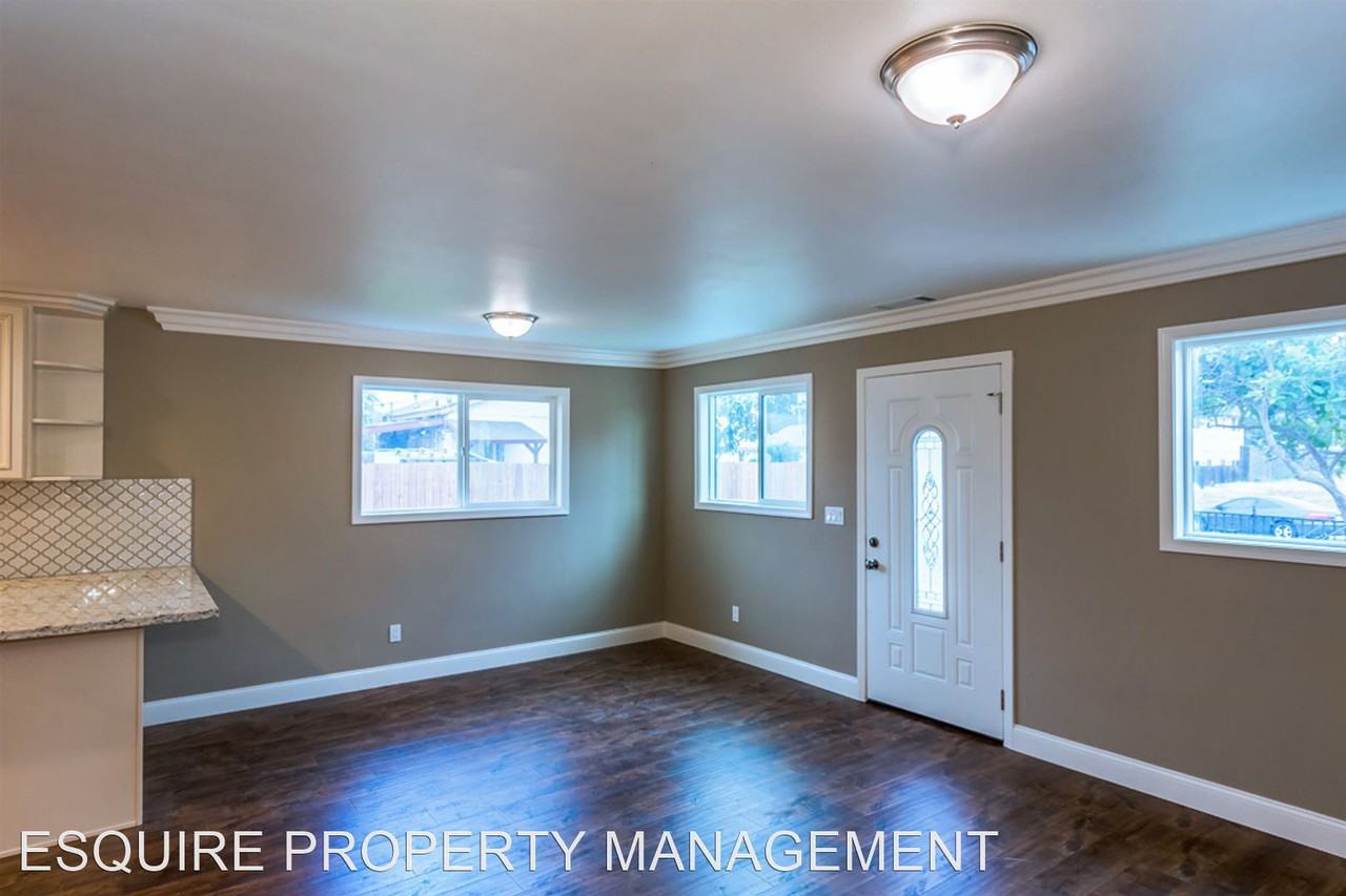 1218 N Olive St #A - Photo 3 of 18