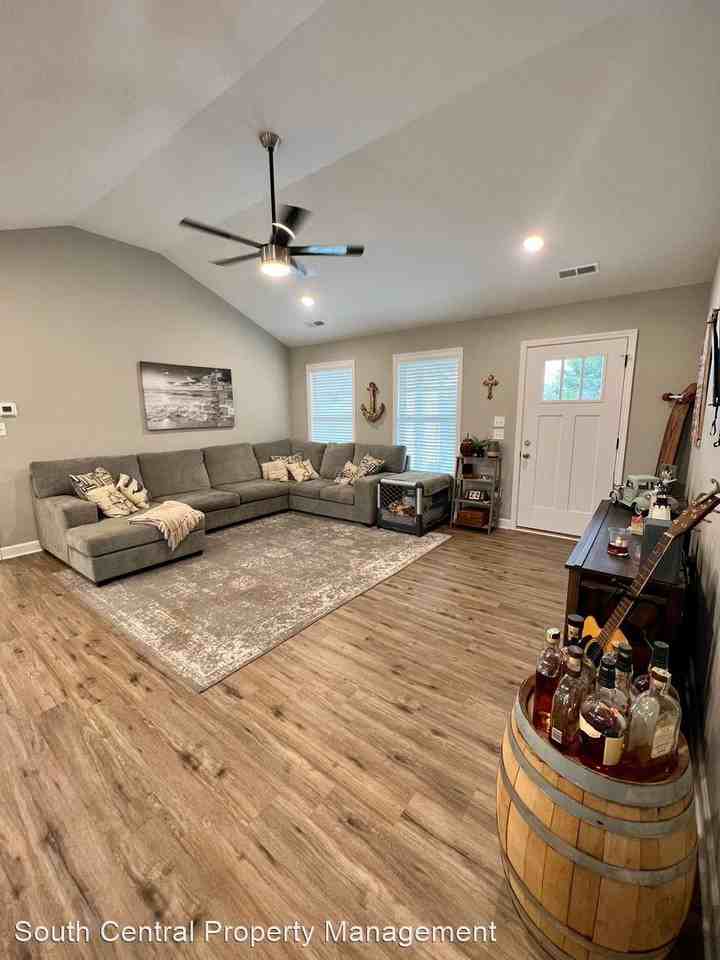 732 Allen Springs Rd - Photo 3 of 14