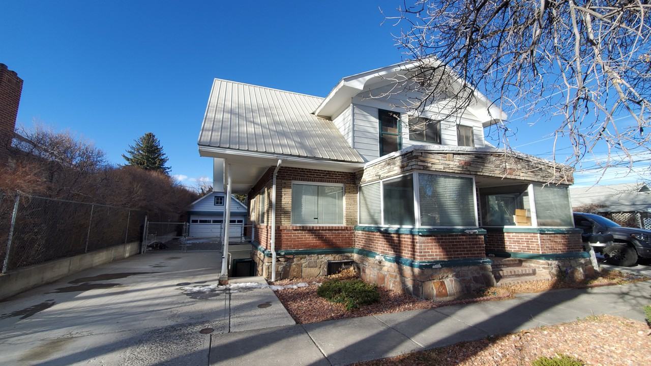 1227 14th St Apartments in Cody, WY 82414 Zumper