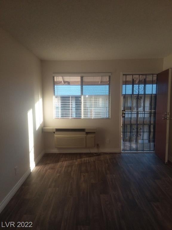 4955 Jeffreys St #514 - Photo 2 of 14