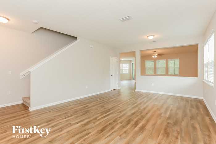 12680 Sheffield Walk Ln - Photo 3 of 15