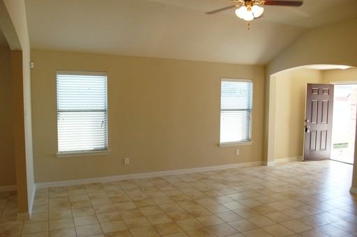 4208 Mantis St - Photo 3 of 19