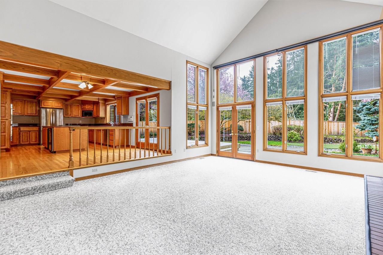 5811 124th Ct Ne #1 - Photo 4 of 30