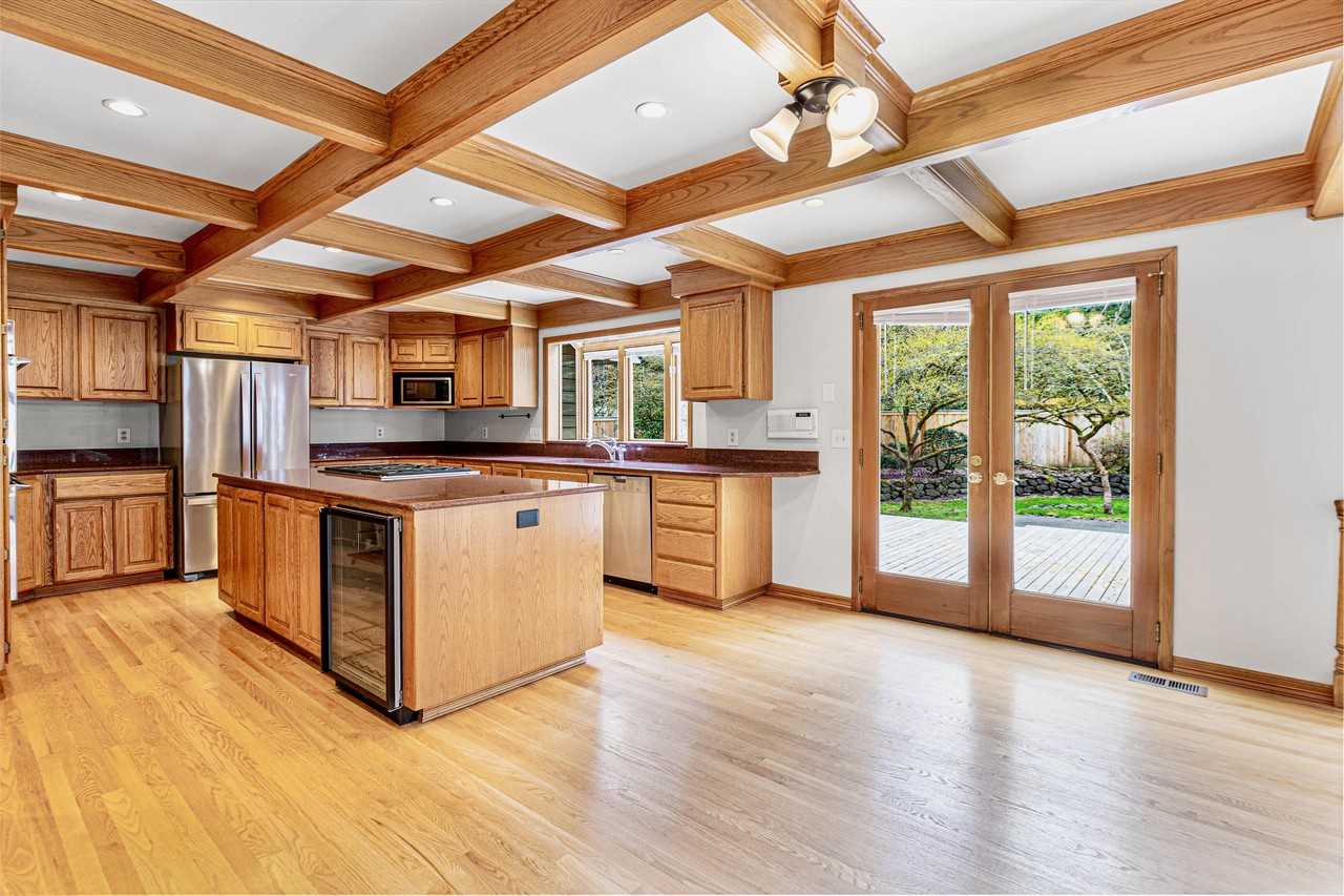 5811 124th Ct Ne #1 - Photo 5 of 30