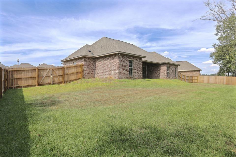 228 Cooper Ln - Photo 2 of 18