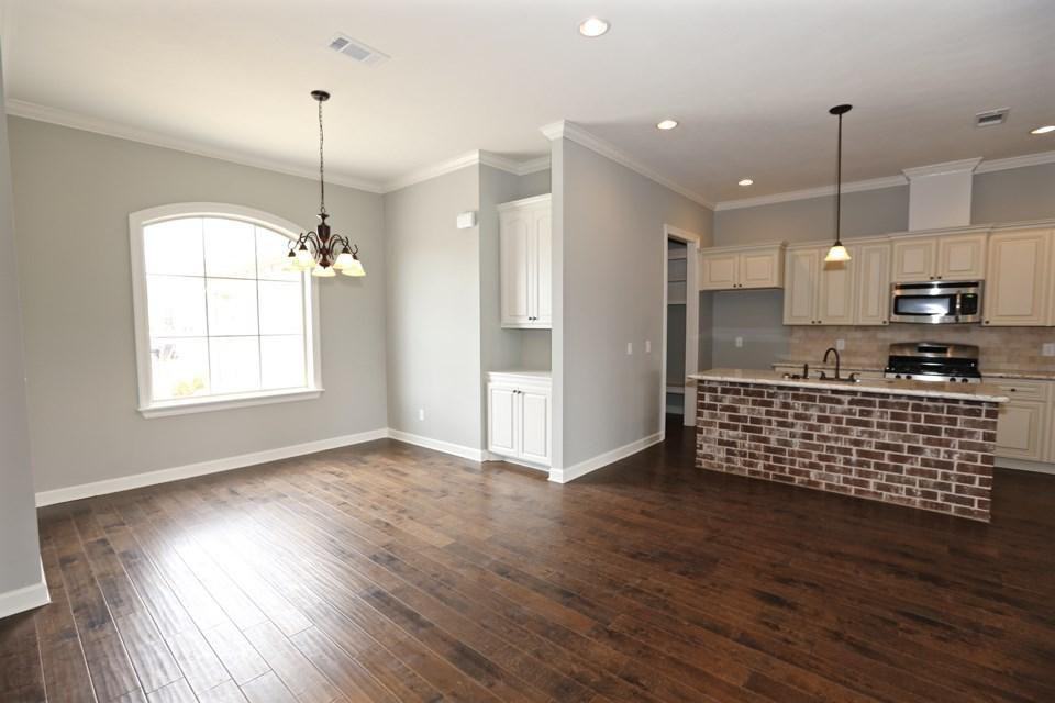 228 Cooper Ln - Photo 5 of 18