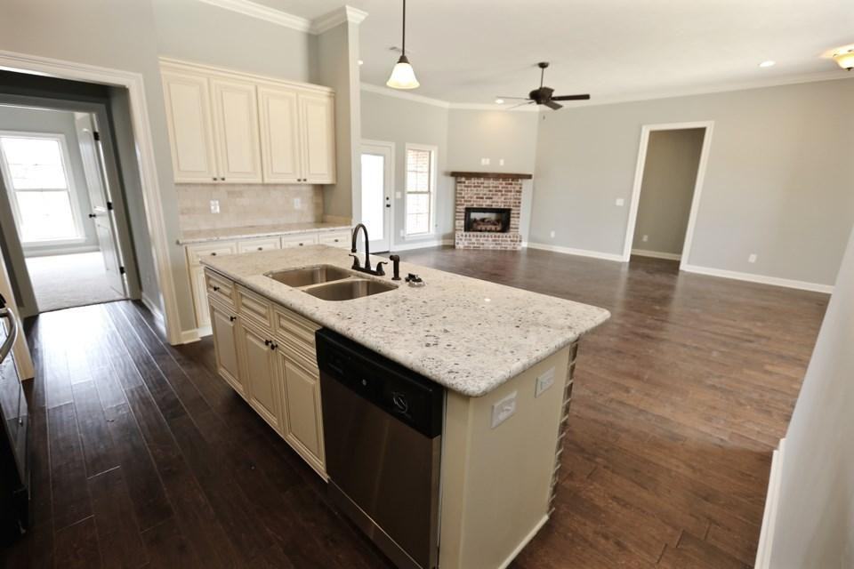 228 Cooper Ln - Photo 7 of 18