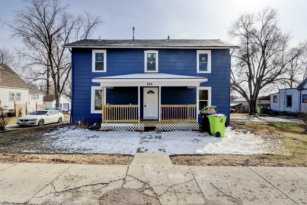 505 E Wall St - Photo 2 of 18