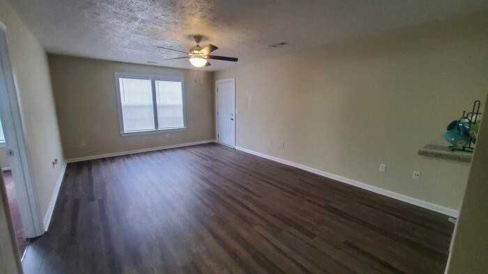 1114 Micha Way - Photo 3 of 36