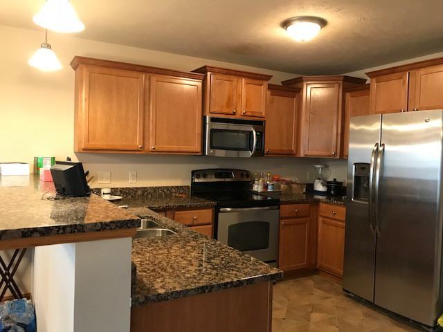 7548 Diamond Ct - Photo 3 of 10