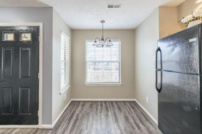1218 Alder Ct - Photo 2 of 2