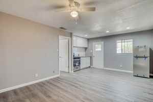 featured image of 8709 Lawson St #6