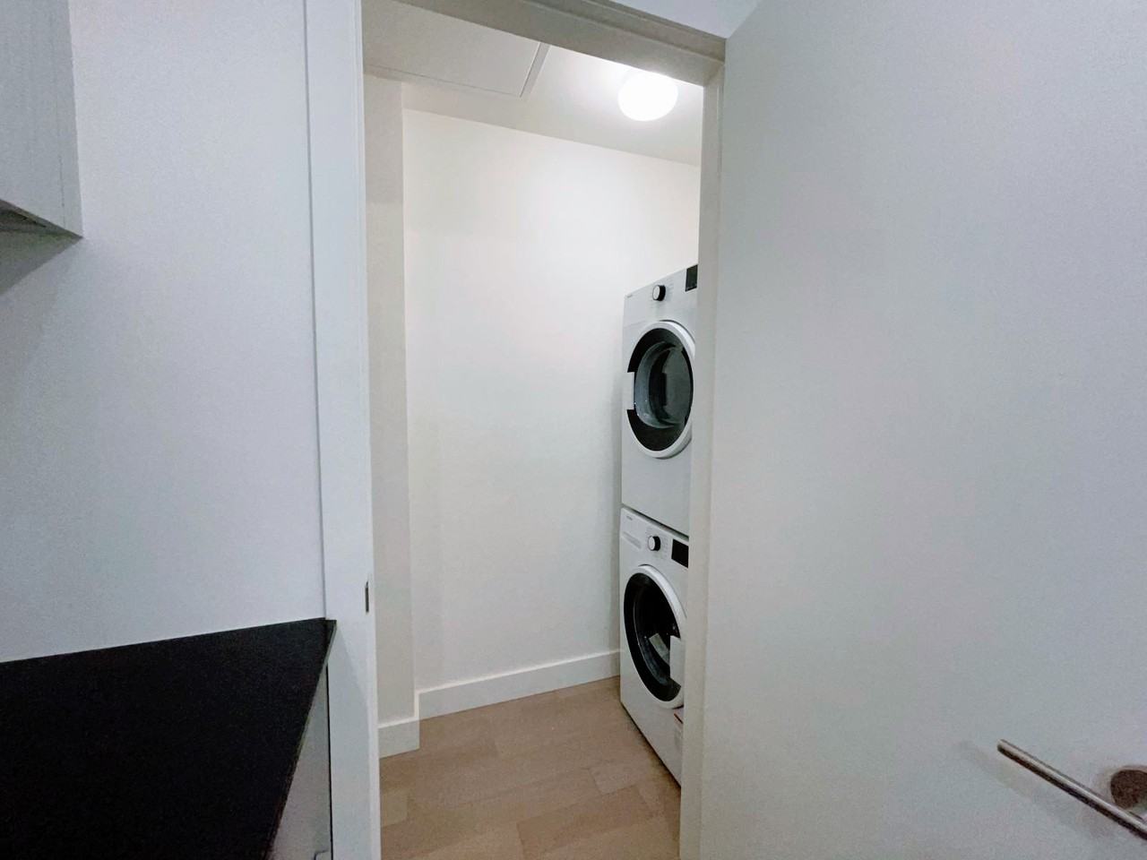 1552 Rue des Bassins - Photo 4 of 26