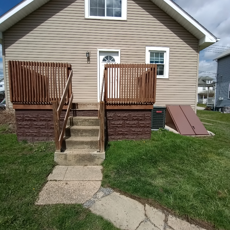 325 Line Ave - Photo 3 of 22