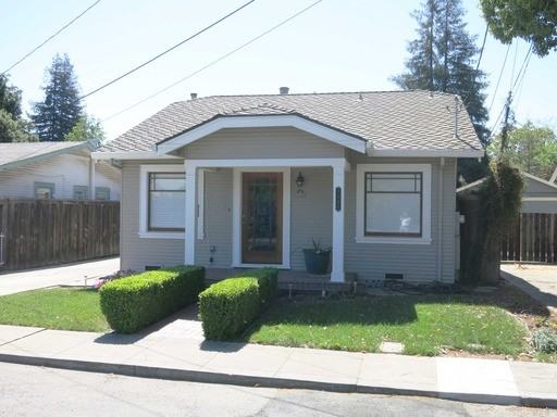 1045 Leona Ct - Photo 2 of 16