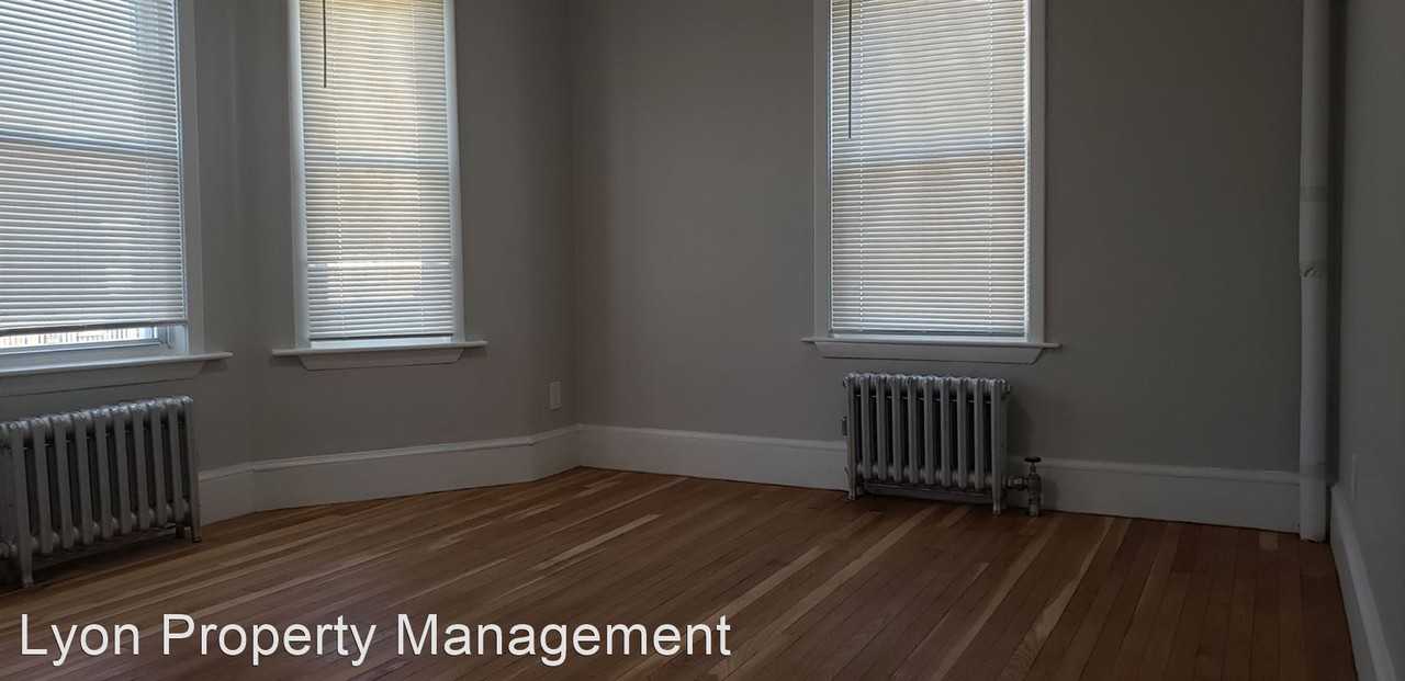 315-317 Bullocks Point Ave - Photo 3 of 7