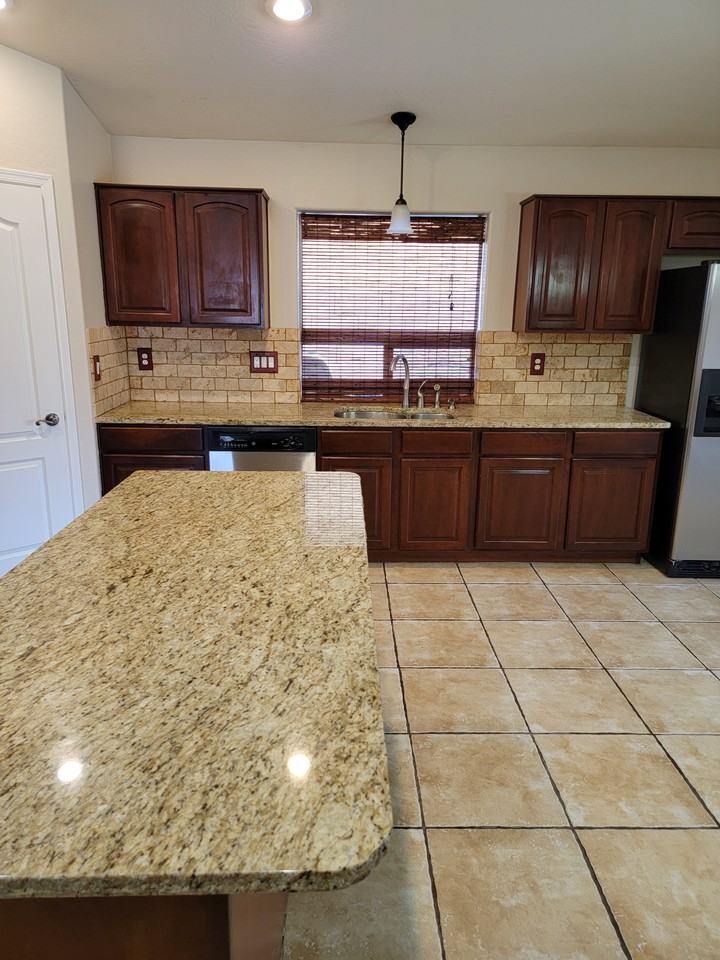 10437 W Atlantis Way - Photo 3 of 19