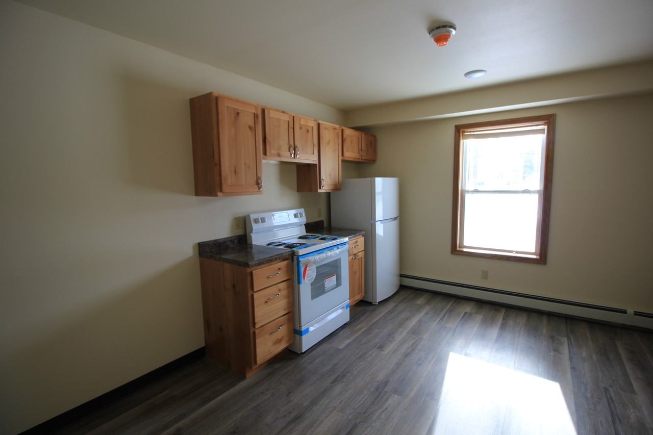 100 Bothne Drive - Photo 2 of 6