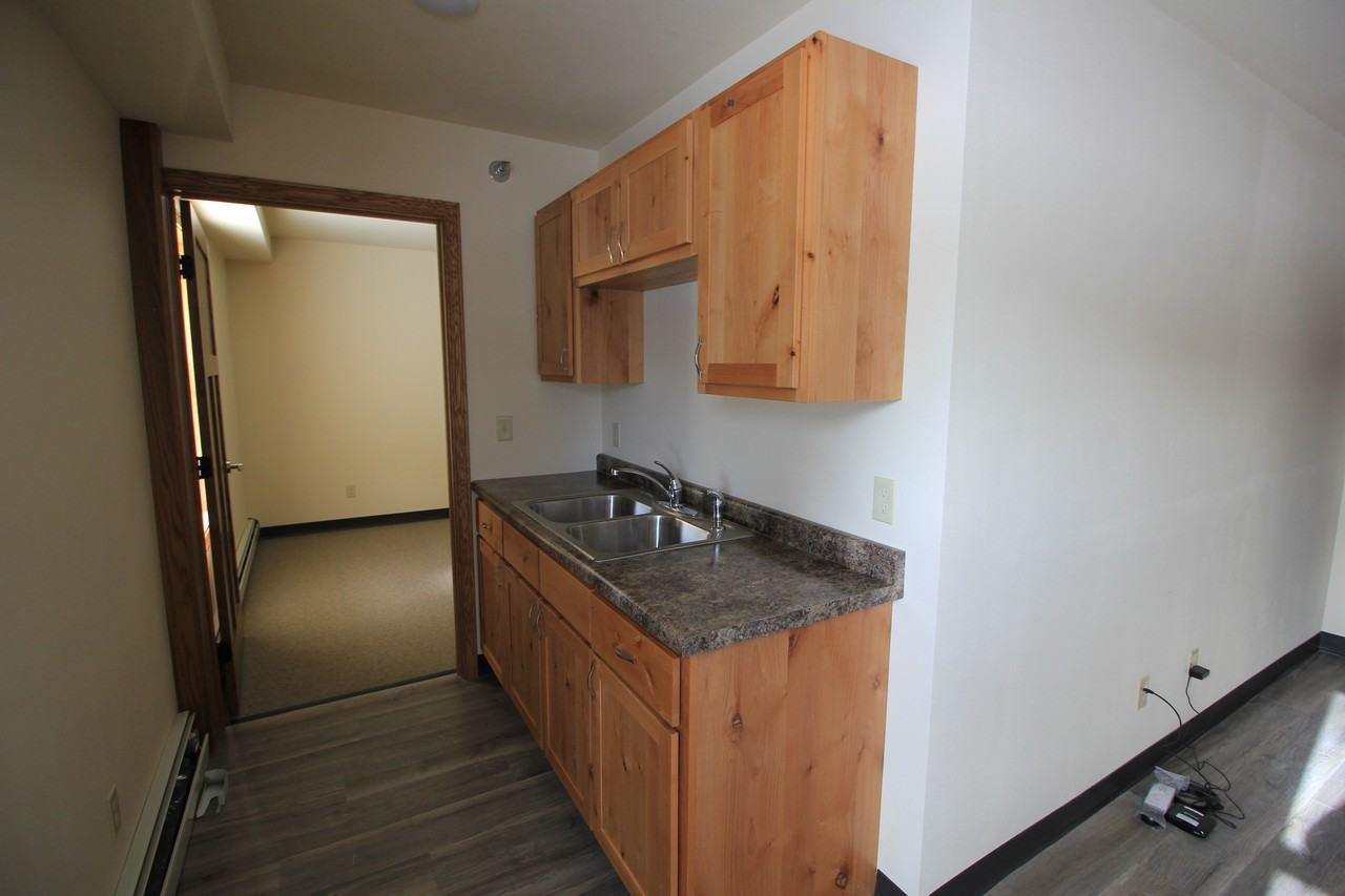 100 Bothne Drive - Photo 3 of 6