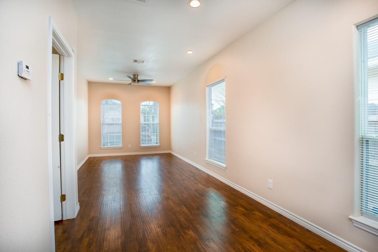 2009 Colima St #1 - Photo 6 of 8