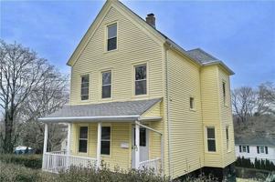 featured image of 32 Berkeley Ave #2