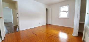 featured image of 70 Hobart Pl #2ndFL