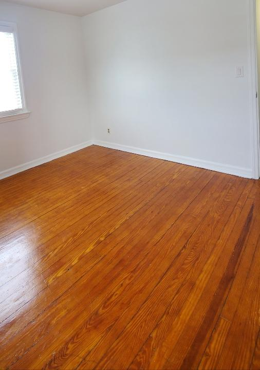 70 Hobart Pl #2ndFL - Photo 2 of 22