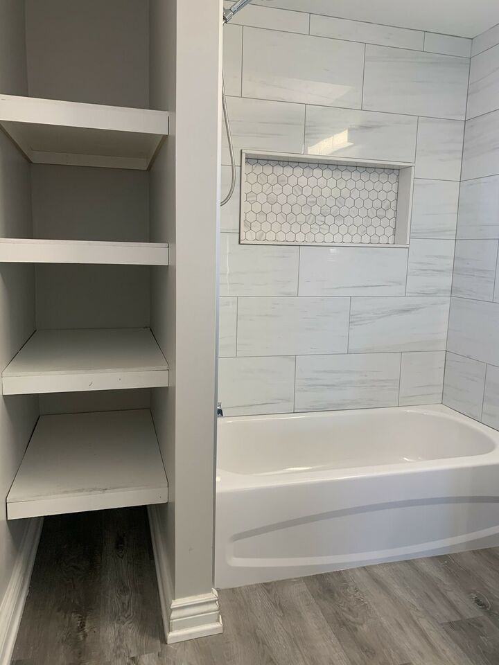 215 Barrie Road #1 - Photo 5 of 9