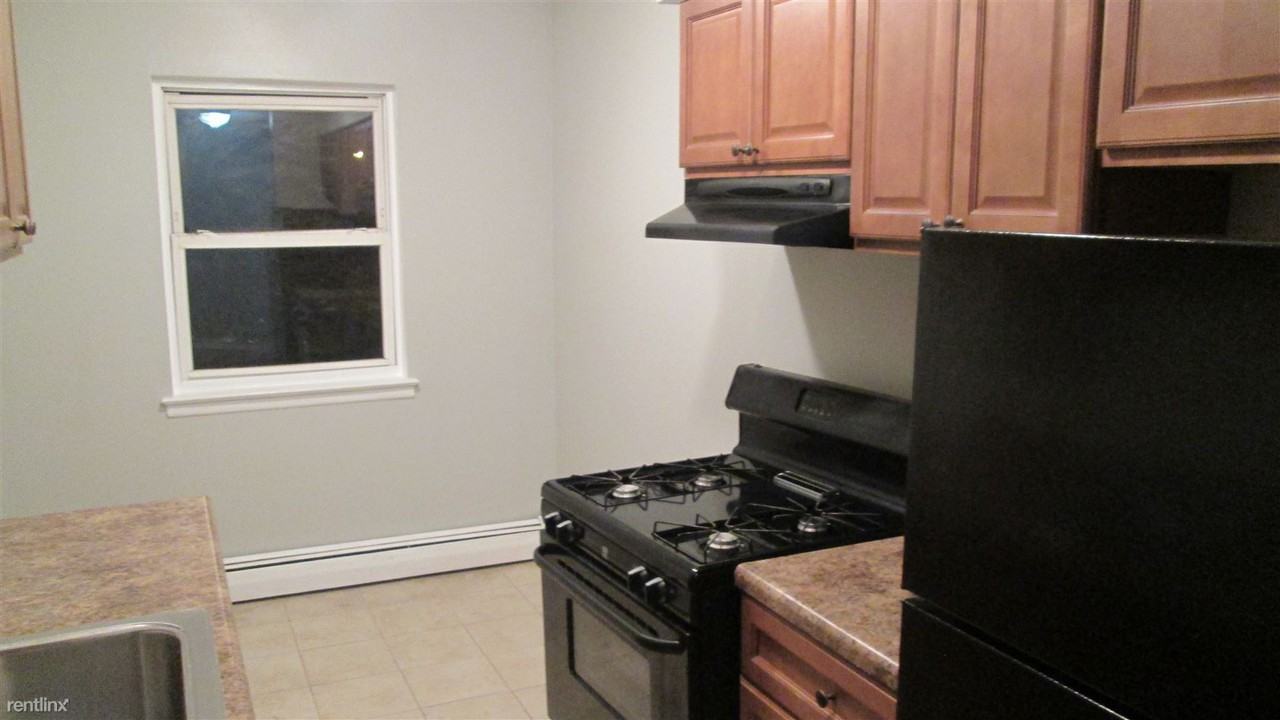 Fairview Apartments - Photo 3 of 6