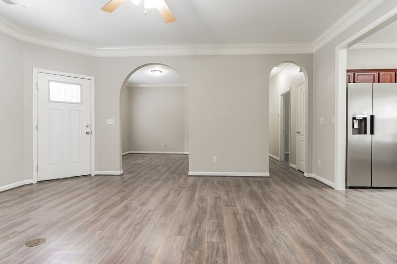 148 Highview Cv - Photo 2 of 21
