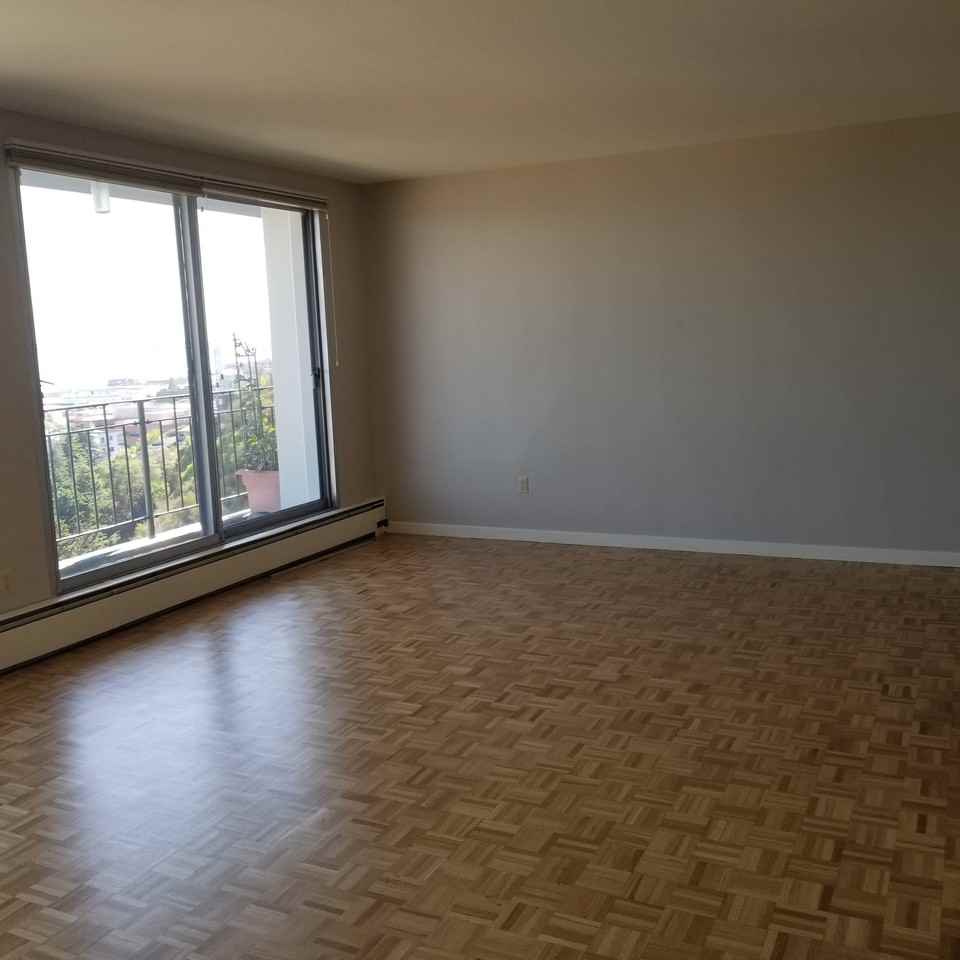 Telegraph Hill Tower - Photo 3 of 16